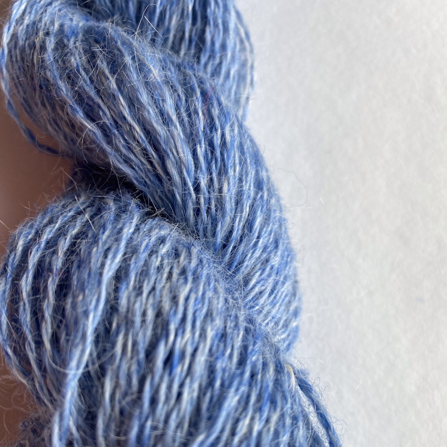 SYMRE NORSK MOHAIR (50g) S303 LYS BLÅ